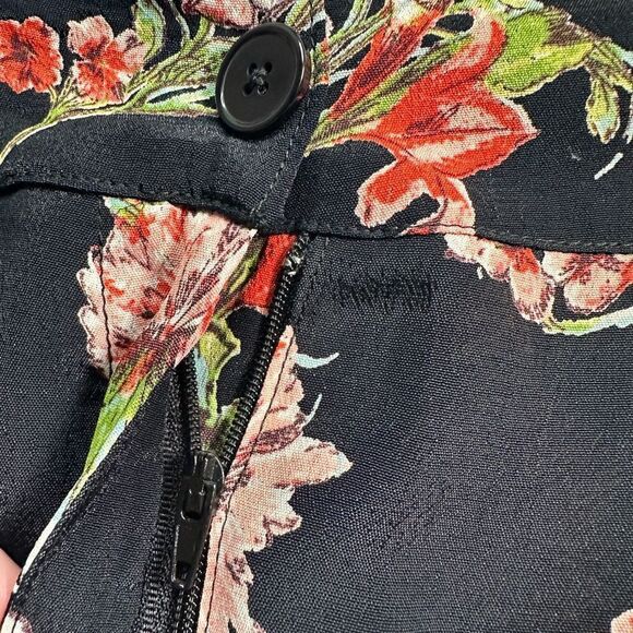 NWT Band of Gypsies Boho Lightweight Black Floral Palazzo Pants - Size Medium - Picture 6 of 6